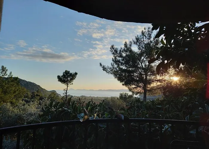 Datca,Mesudiye 'De Muestakil Guenluek Kiralik Villa וילה