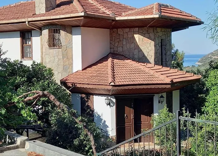 Datca,Mesudiye 'De Muestakil Guenluek Kiralik Villa Villa